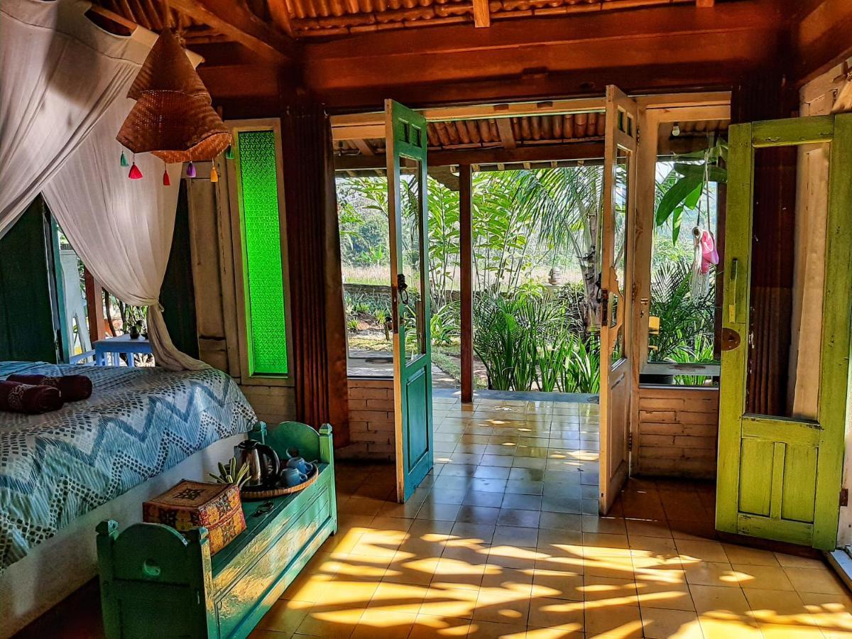 מגלאנג Janur Bungalow מראה חיצוני תמונה