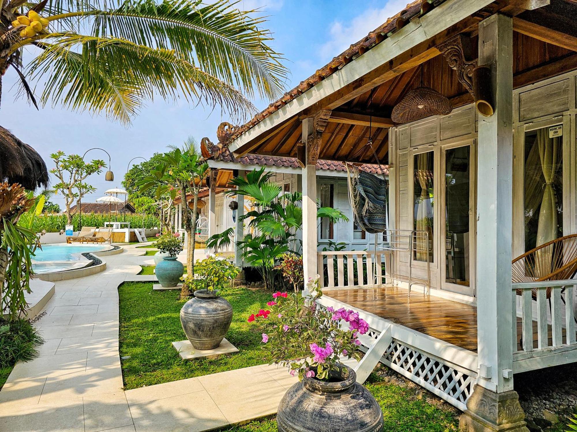 מגלאנג Janur Bungalow חדר תמונה